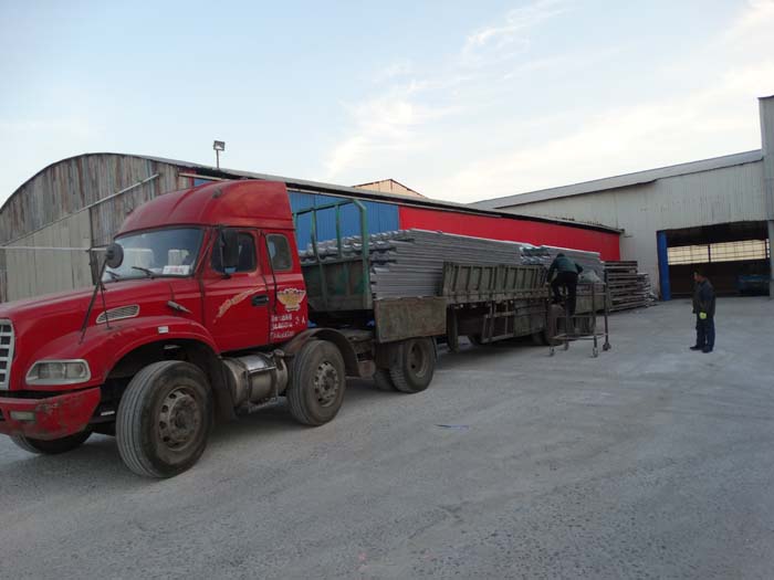 河北保定客戶訂購我公司玻纖鎂質凝膠防腐防火瓦